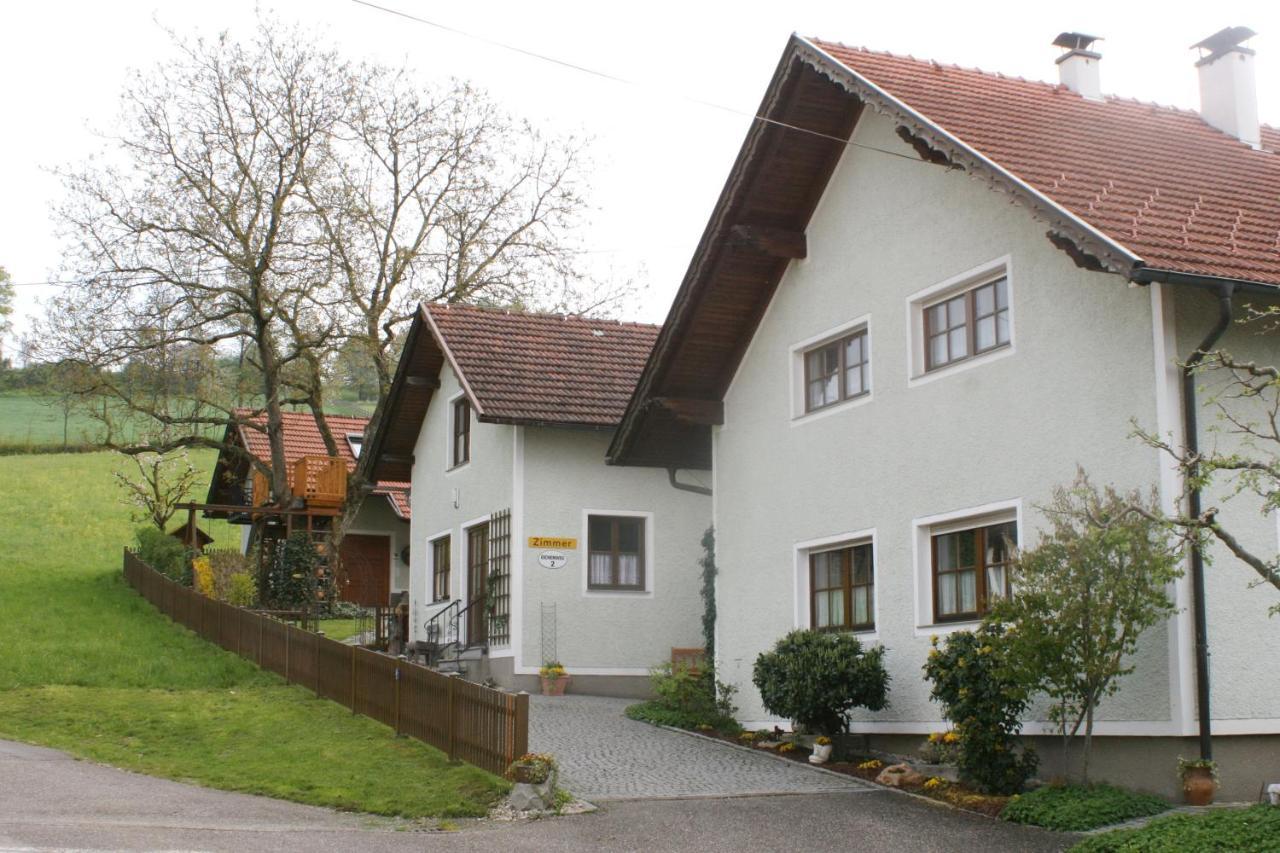 Pension Wenger Kirchheim im Innkreis Екстер'єр фото